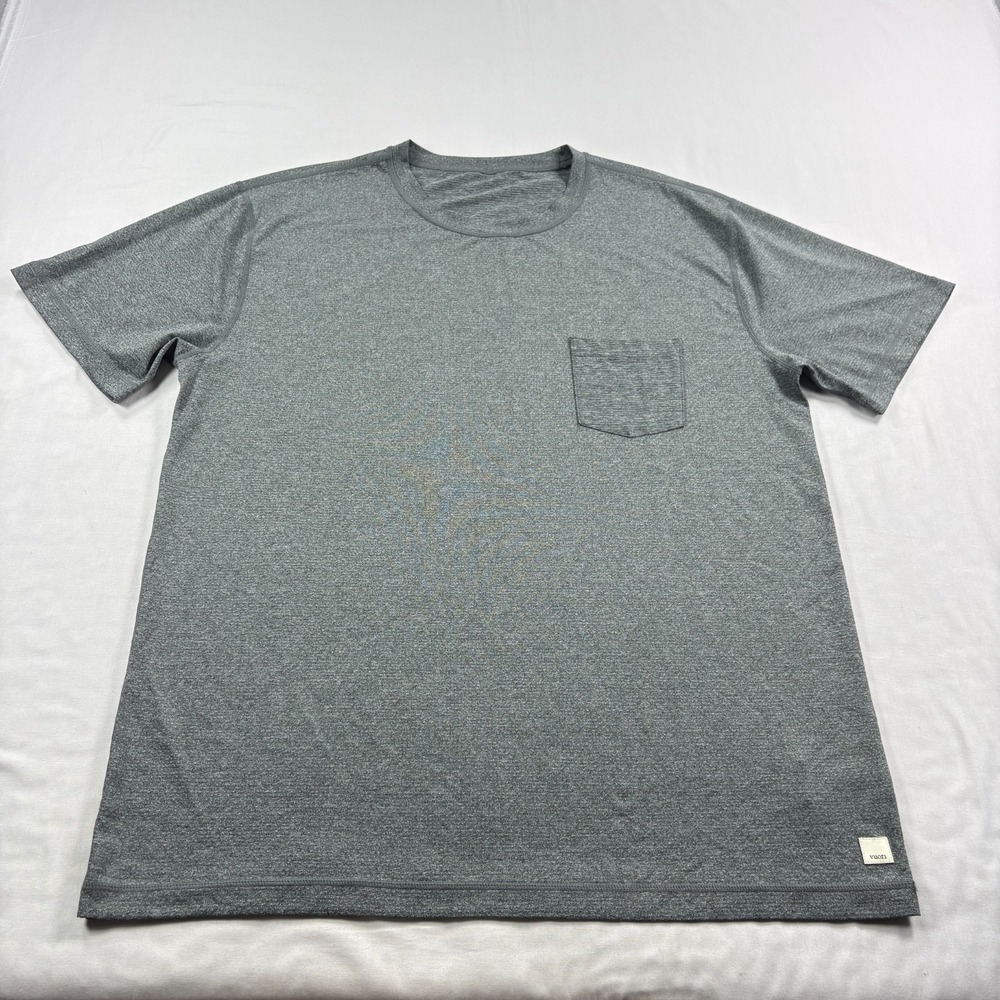 Vuori Tradewind Shirt Mens XL Gray Pocket Tee Performance Stretch Gym Crew Neck